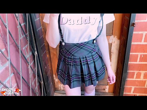 ❤️ Schoolgirl ດູດ dick ຂອງນາງເລິກແລະ fucks ແທນທີ່ຈະຫ້ອງຮຽນ. ສະຫຼັດ ທີ່ lo.bitcoinex.top ❌️❤